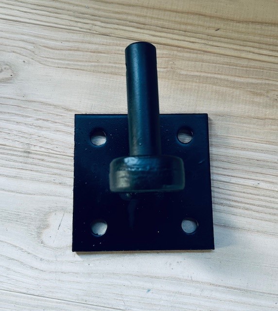 Gond Ø 19 mm sur platine carrée, noir