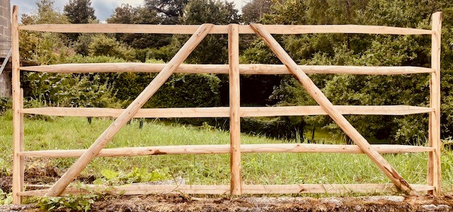  Sheep Hurdles (schapenhek) van kastanjehout
