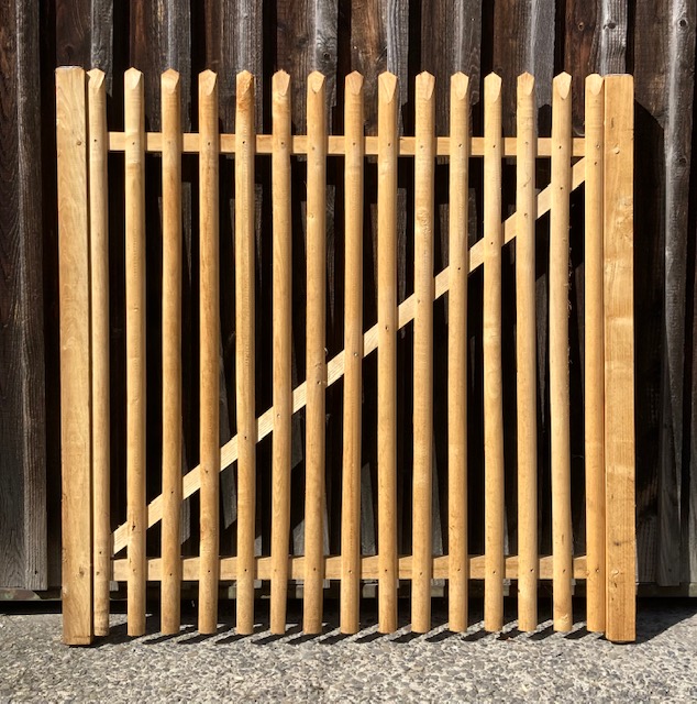 Kastanjebomenhekje met vierkante staanders - hoogte 150 cm