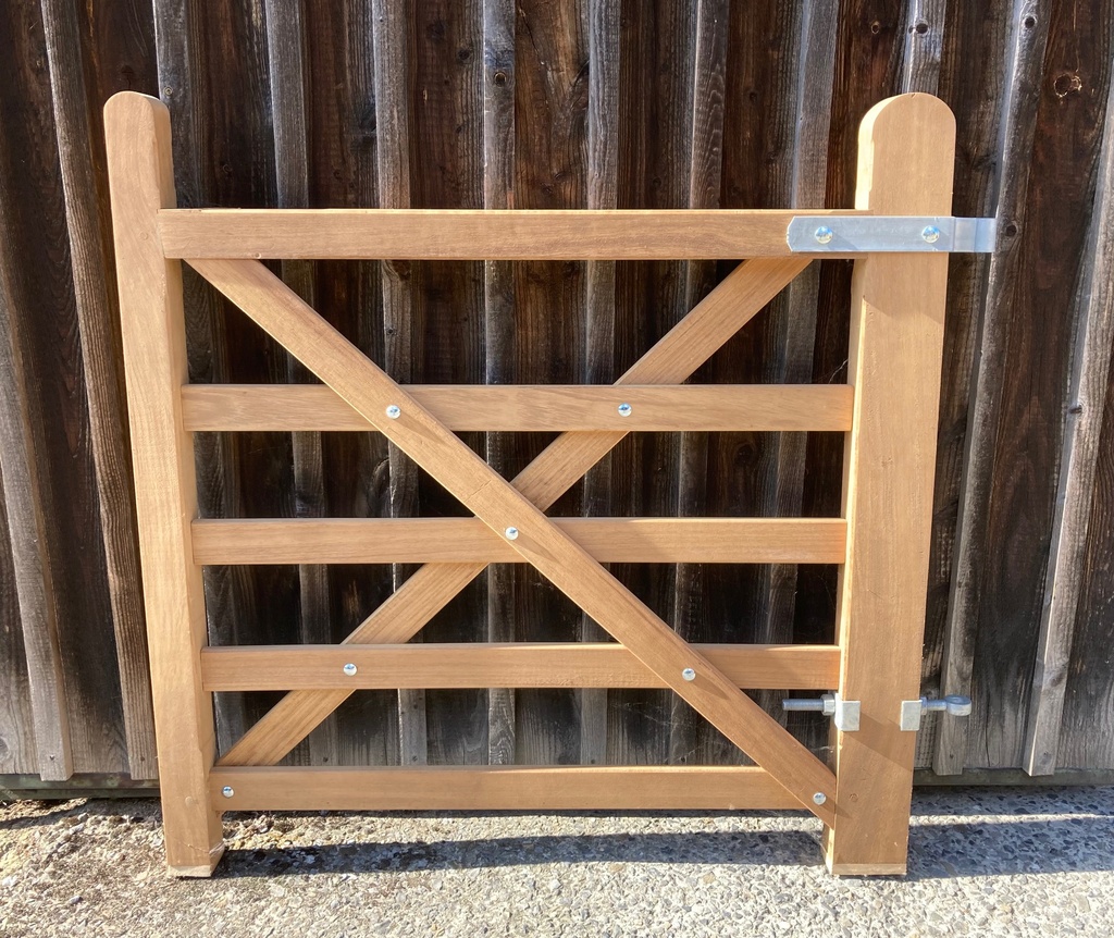 Barrière Anglaise Universal en Iroko - hauteur 150 cm