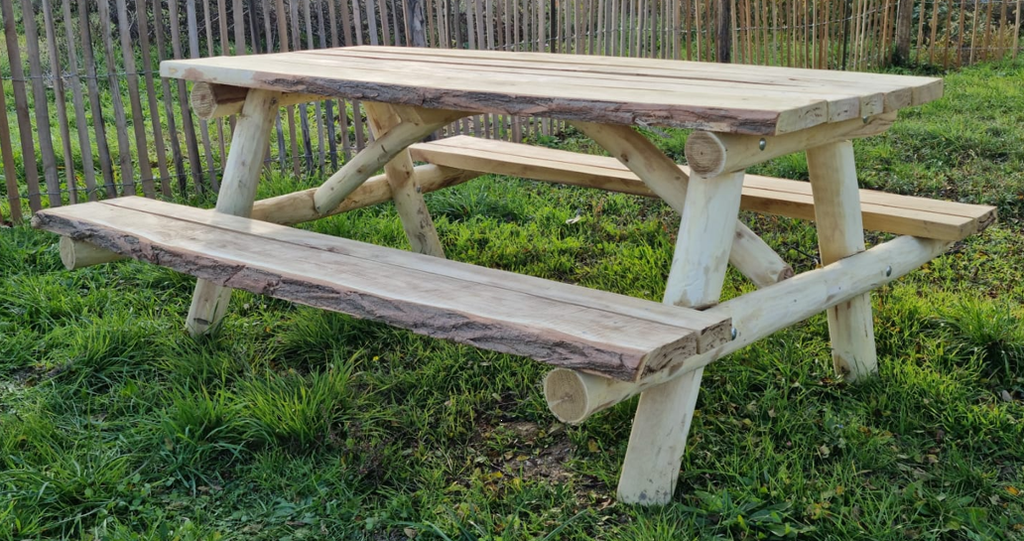 Picknicktafel van acaciahout (robinia) 250 x 90 x 80 cm (voor 6 personen)