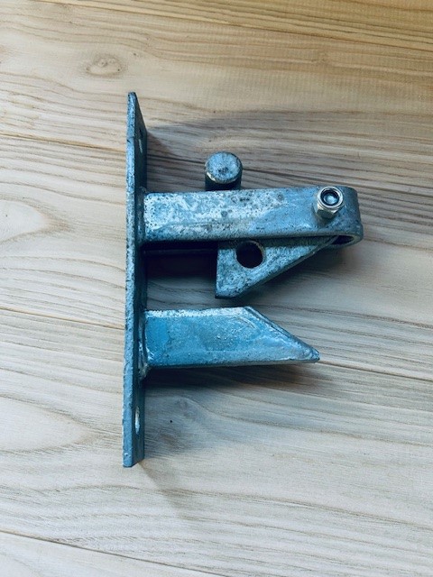 Loquet pour portail type lourd automatique cadenassable, galvanisé à chaud